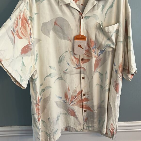 Tommy Bahama NWT 100% Silk Hawaiian shirt Men’s 2XL Big & Tall - Picture 5 of 13